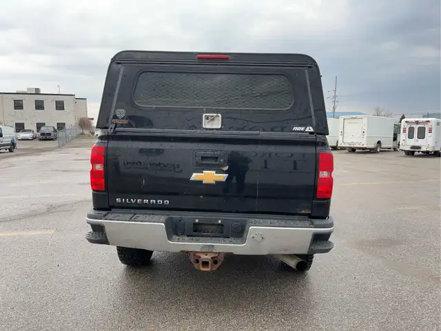 2015 Chevrolet Silverado 2500HD - Photo 6