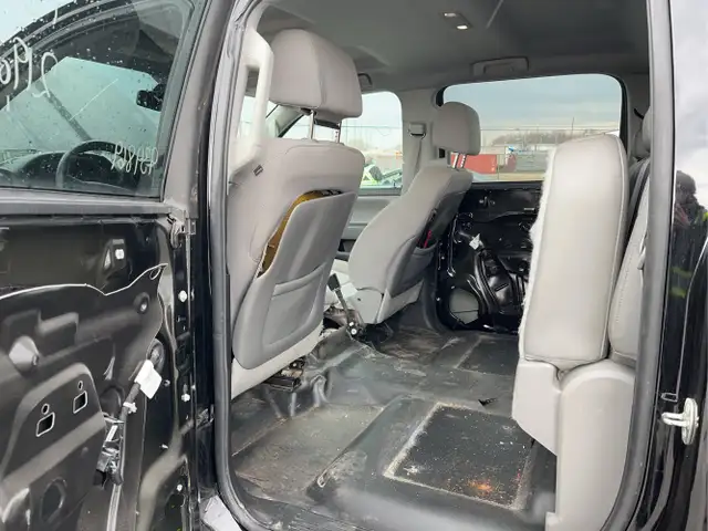 2015 Chevrolet Silverado 2500HD - Photo 14