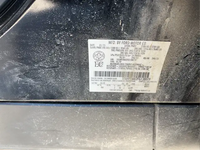 2015 Ford Taurus - Photo 17