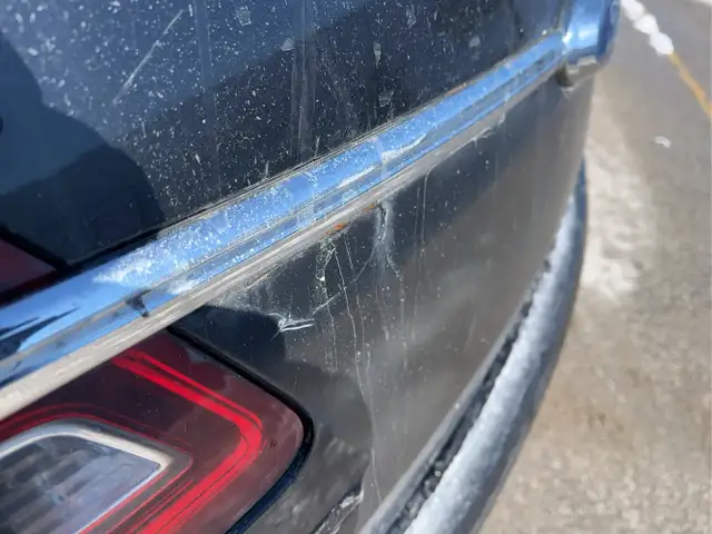 2015 Ford Taurus - Photo 25