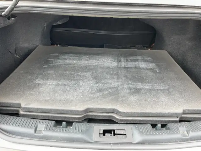 2016 Ford Taurus - Photo 18