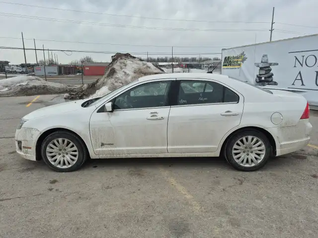 2011 Ford Fusion Hybrid - Photo 8