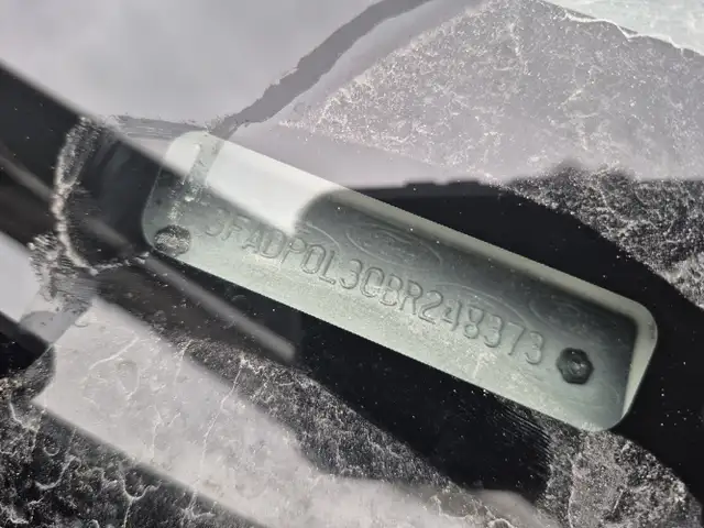 2011 Ford Fusion Hybrid - Photo 15