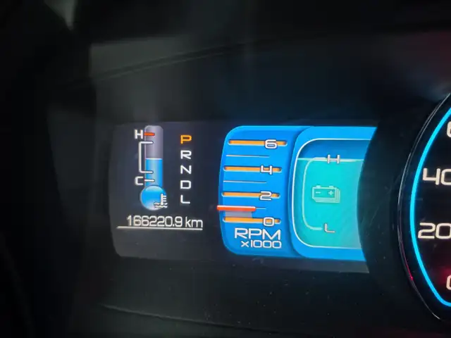 2011 Ford Fusion Hybrid - Photo 18