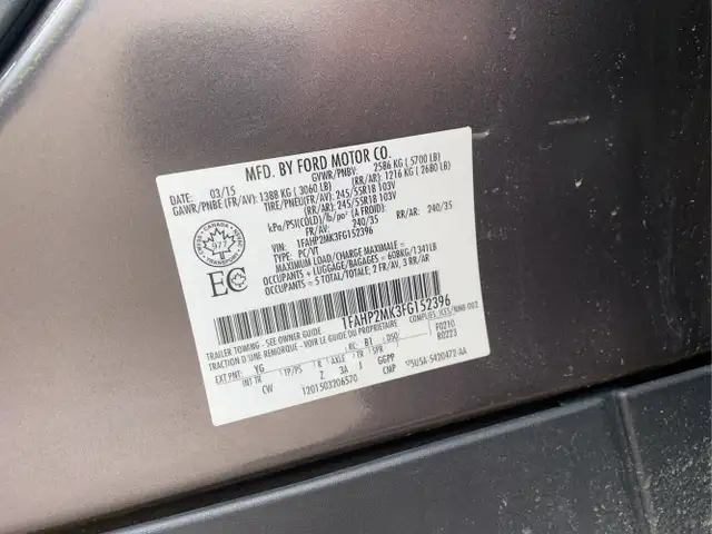 2015 Ford Taurus - Photo 17