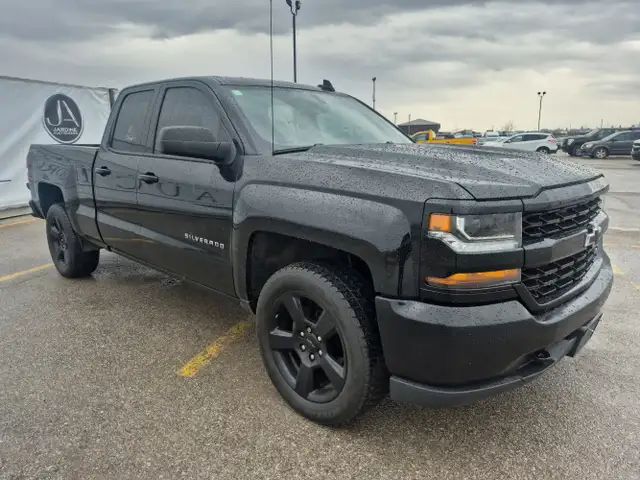 2017 Chevrolet Silverado 1500 - Photo 3