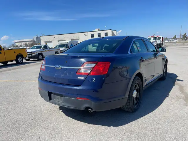 2014 Ford Taurus - Photo 5