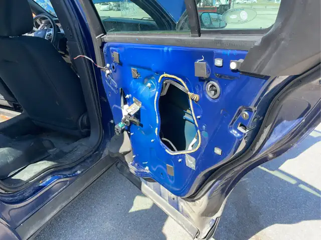 2014 Ford Taurus - Photo 29