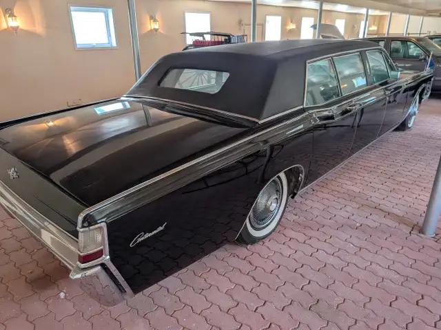 1969 Lincoln Limousine - Photo 4