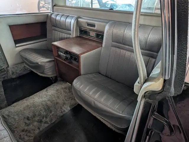 1969 Lincoln Limousine - Photo 8