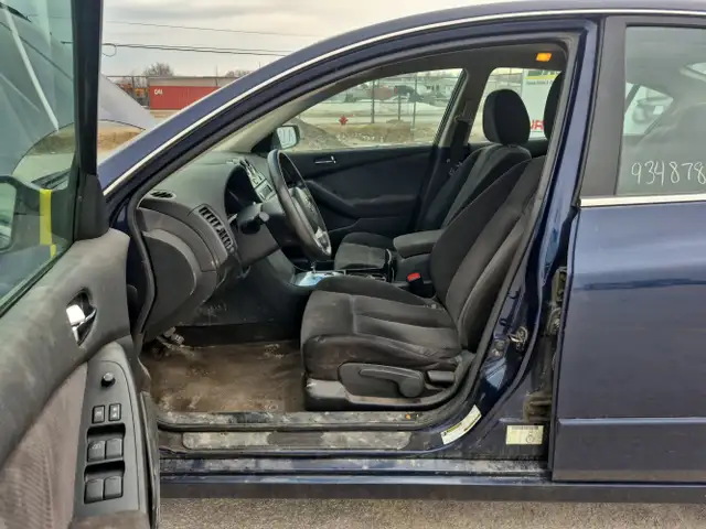 2009 Nissan Altima - Photo 11