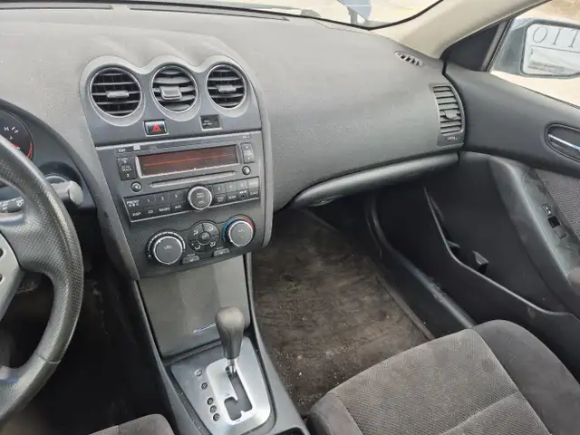 2009 Nissan Altima - Photo 12