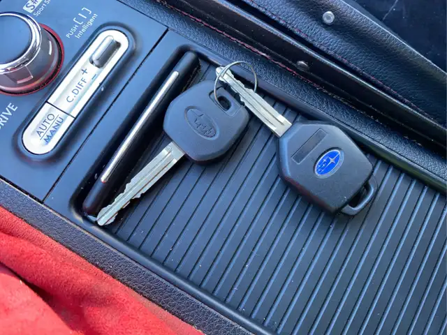 2017 Subaru WRX - Photo 18