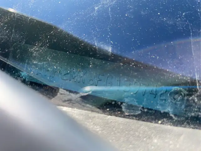 2015 Ford Taurus - Photo 15