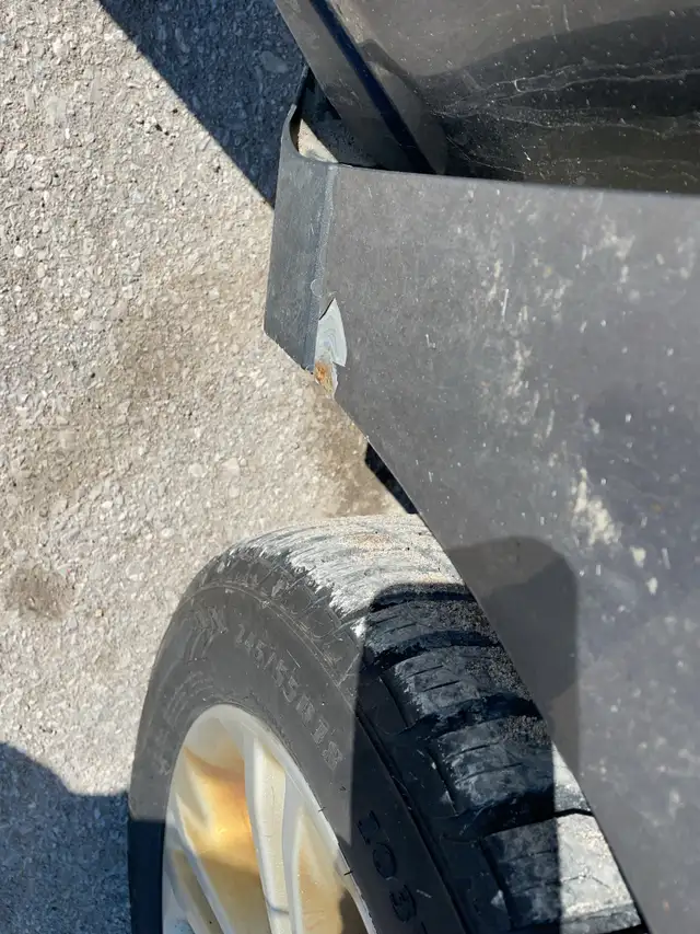 2015 Ford Taurus - Photo 27