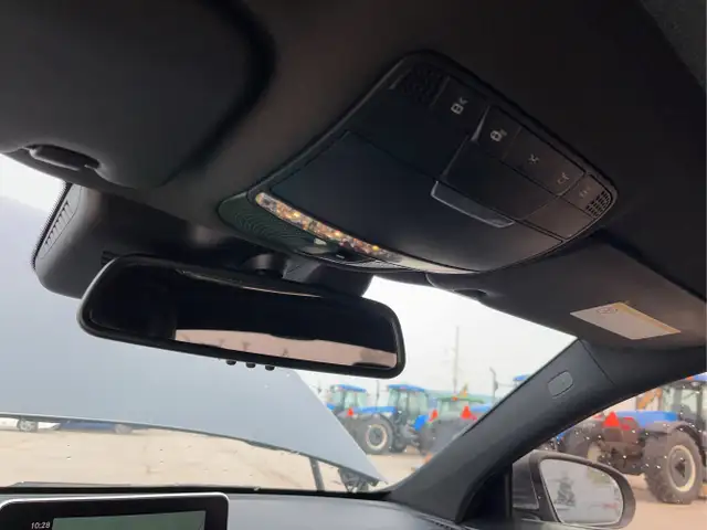 2018 Mercedes-Benz C-Class - Photo 24