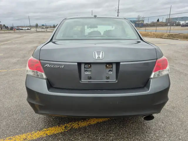2010 Honda Accord - Photo 6