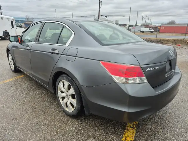 2010 Honda Accord - Photo 7