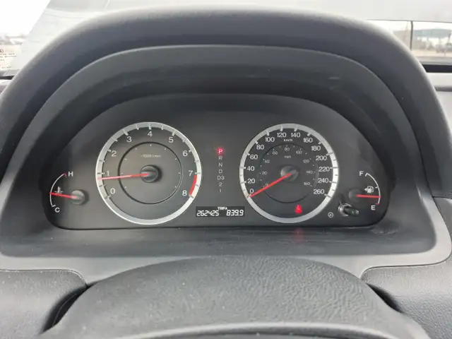 2010 Honda Accord - Photo 11