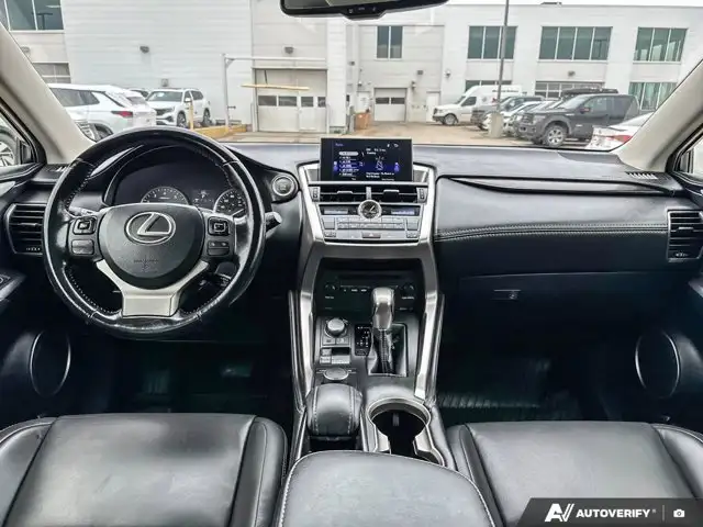 2017 Lexus NX 200t | HEATED SEATS | DUAL-ZONE A/C | BACK-UP CAM - Photo 11