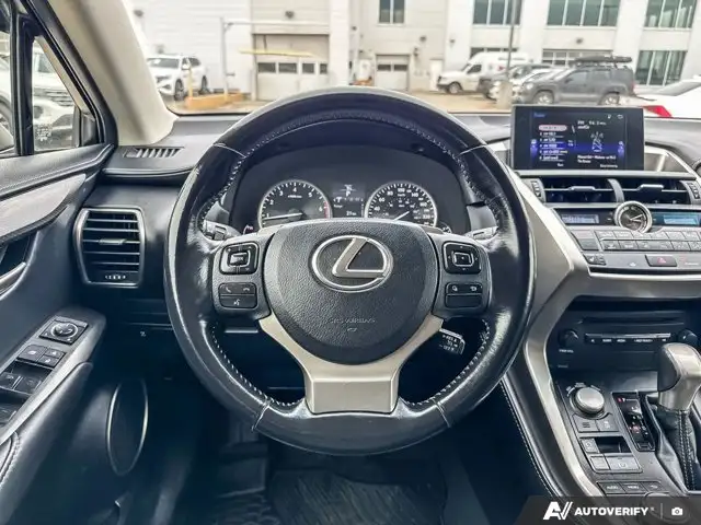 2017 Lexus NX 200t | HEATED SEATS | DUAL-ZONE A/C | BACK-UP CAM - Photo 22