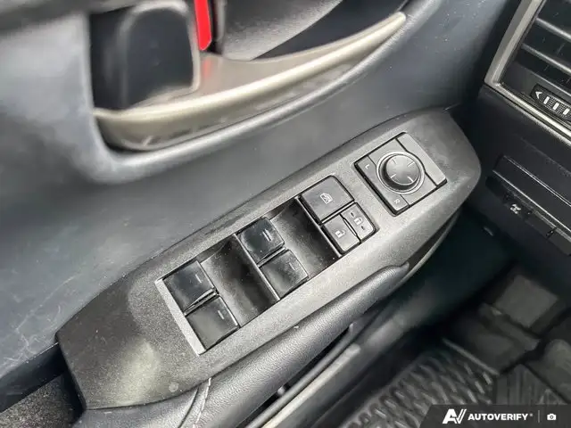 2017 Lexus NX 200t | HEATED SEATS | DUAL-ZONE A/C | BACK-UP CAM - Photo 23