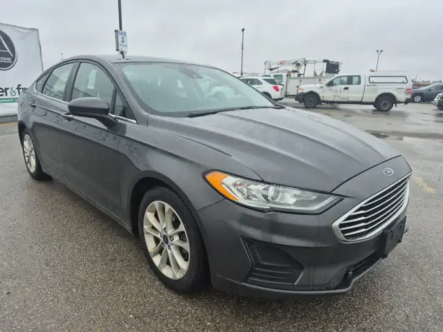 2019 Ford Fusion - Photo 3