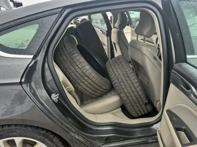 2019 Ford Fusion - Photo 27