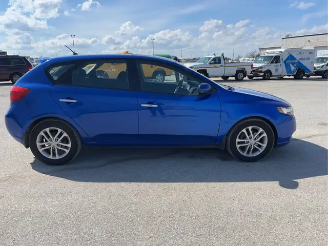 2012 Kia Forte5 - Photo 4