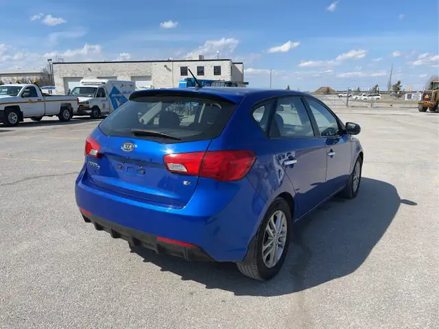 2012 Kia Forte5 - Photo 5