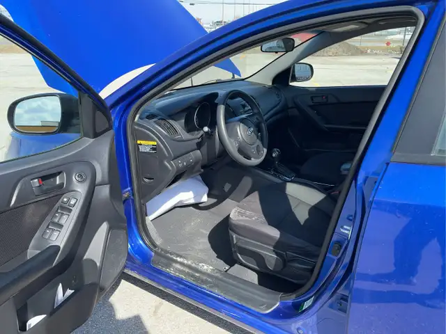 2012 Kia Forte5 - Photo 10