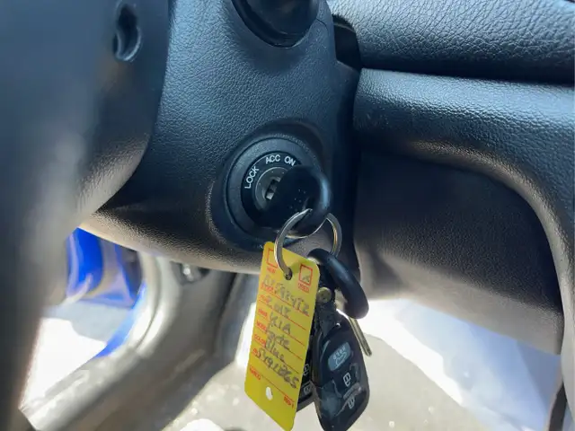 2012 Kia Forte5 - Photo 13