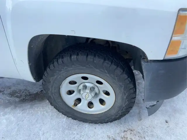 2011 Chevrolet Silverado 1500 - Photo 12