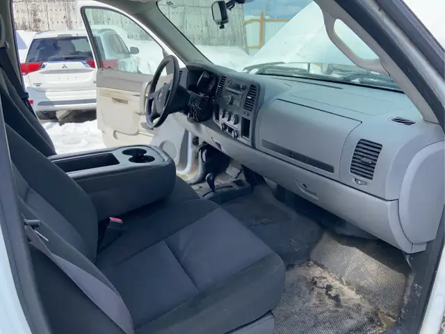 2011 Chevrolet Silverado 1500 - Photo 18
