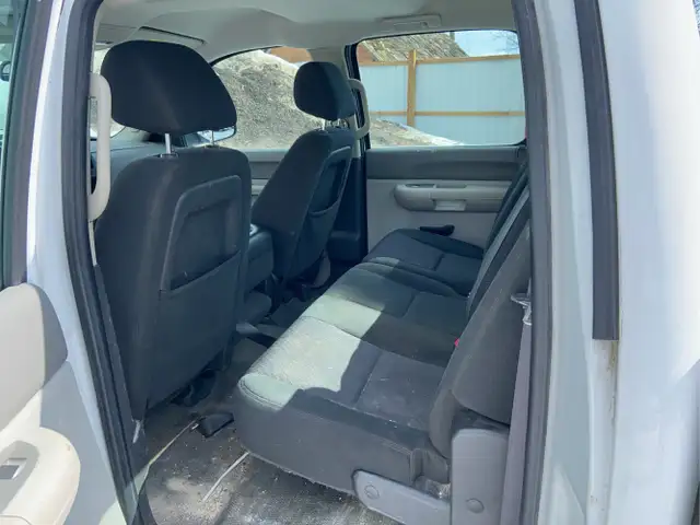 2011 Chevrolet Silverado 1500 - Photo 19