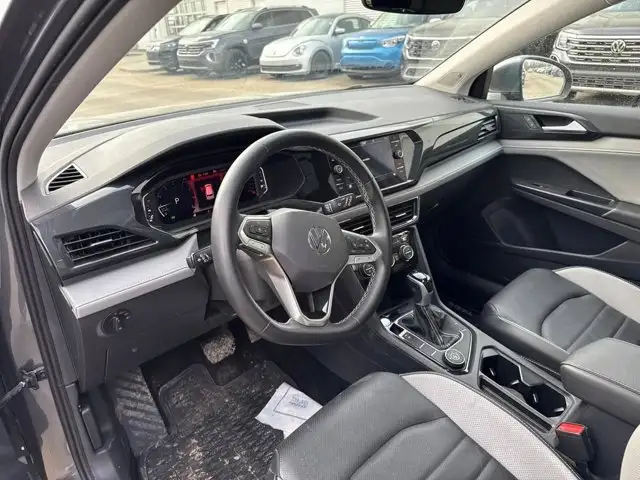 2022 Volkswagen Taos Highline - Photo 5