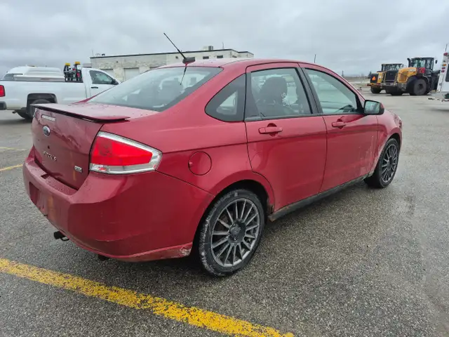 2009 Ford Focus - Photo 5