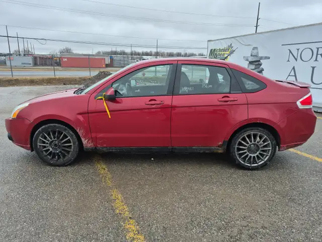 2009 Ford Focus - Photo 8