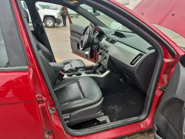 2009 Ford Focus - Photo 30