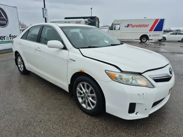 2010 Toyota Camry Hybrid - Photo 3