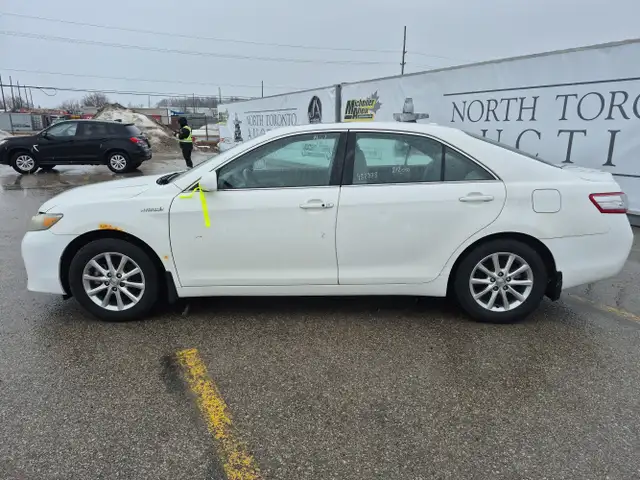 2010 Toyota Camry Hybrid - Photo 8