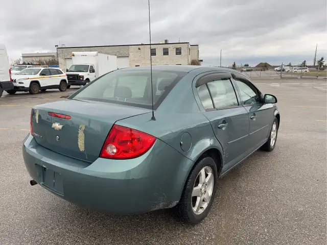 2010 Chevrolet Cobalt - Photo 5