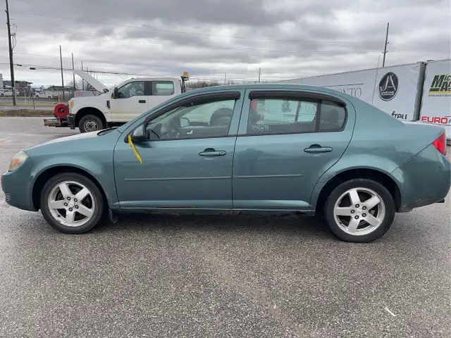 2010 Chevrolet Cobalt - Photo 8
