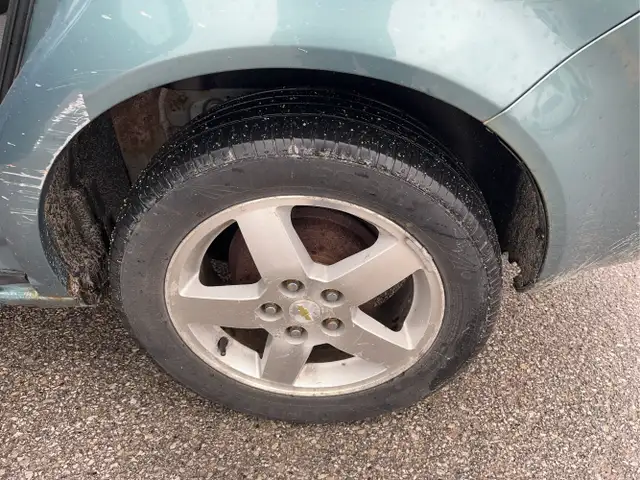 2010 Chevrolet Cobalt - Photo 23