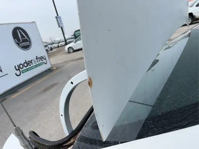 2012 Toyota Camry Hybrid - Photo 28