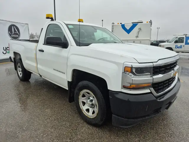 2018 Chevrolet Silverado 1500 - Photo 3