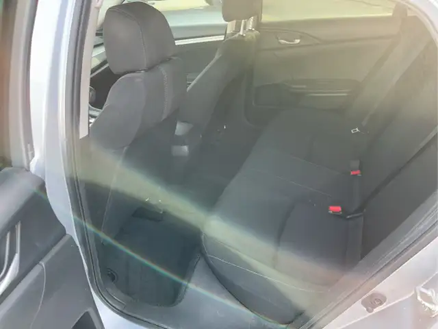 2018 Honda Civic - Photo 14
