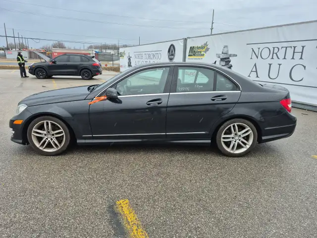 2012 Mercedes-Benz C-Class - Photo 8