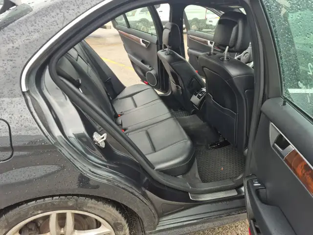 2012 Mercedes-Benz C-Class - Photo 24