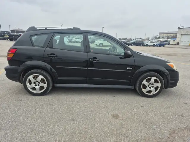 2008 Pontiac Vibe - Photo 4